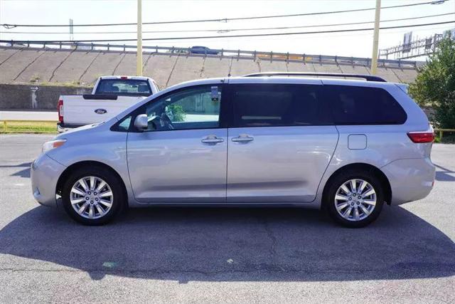 2017 Toyota Sienna LE 7 Passenger