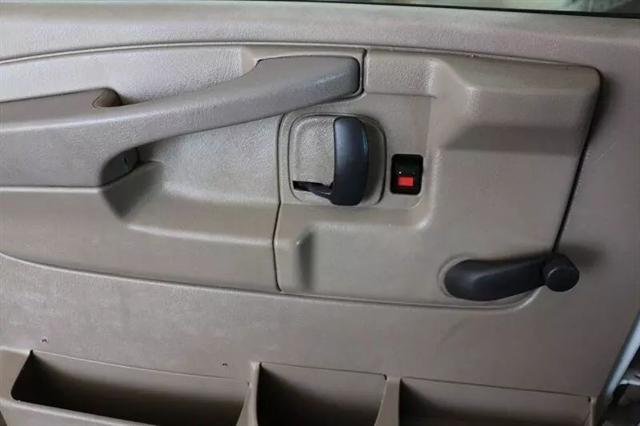 2009 Chevrolet Express Work Van