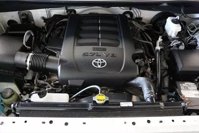 2015 Toyota Tundra SR 5.7L V8