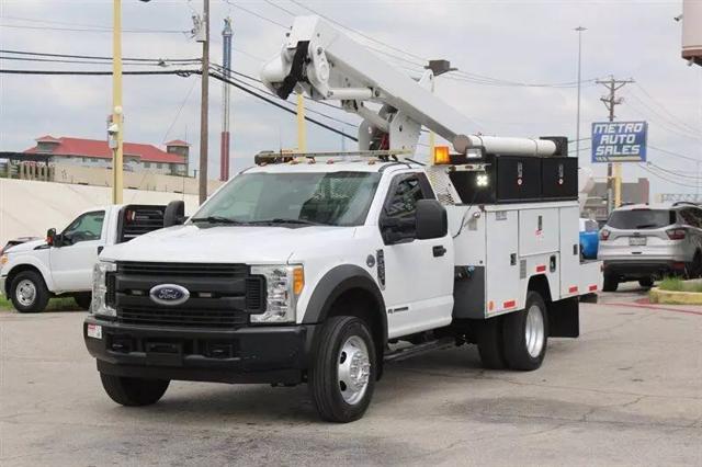 2017 Ford F-550 XL