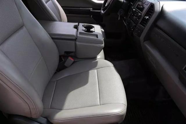 2017 Ford F-550 XL