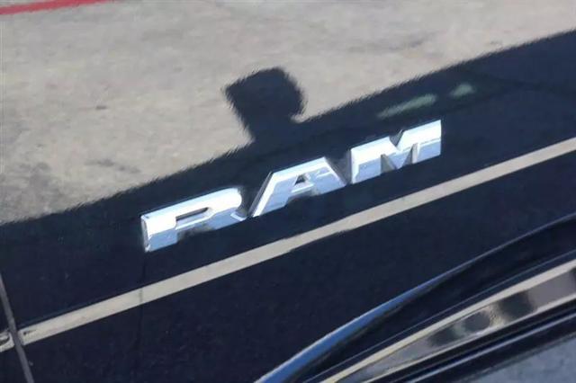 2021 Jeep Ram 2500 Lone Star Crew Cab 4x4 8' Box