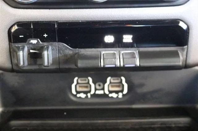 2021 Jeep Ram 2500 Lone Star Crew Cab 4x4 8' Box
