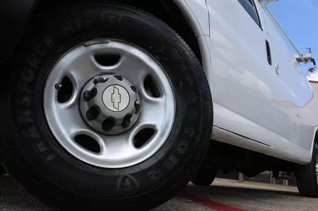2009 Chevrolet Express Work Van