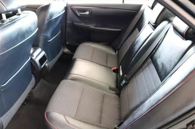 2015 Toyota Camry SE