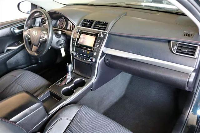 2015 Toyota Camry SE