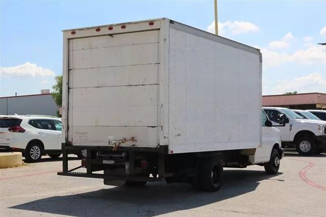 2008 Chevrolet Express Cutaway Work Van