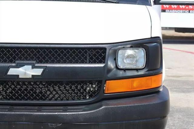 2008 Chevrolet Express Cutaway Work Van