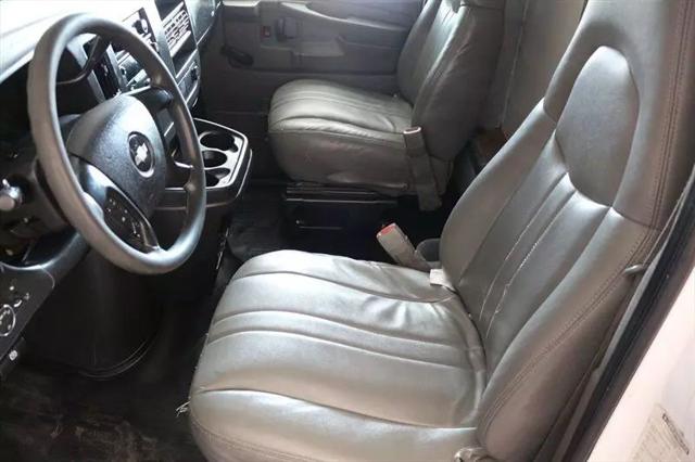 2008 Chevrolet Express Cutaway Work Van