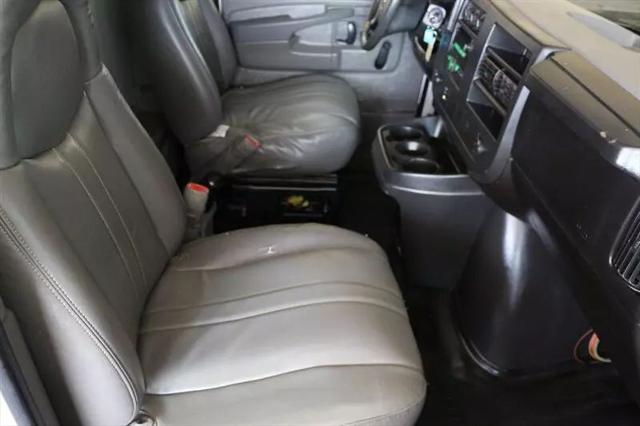 2008 Chevrolet Express Cutaway Work Van