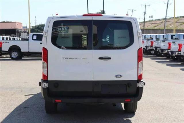 2016 Ford Transit w/60/40 Side Door w/LWB Van