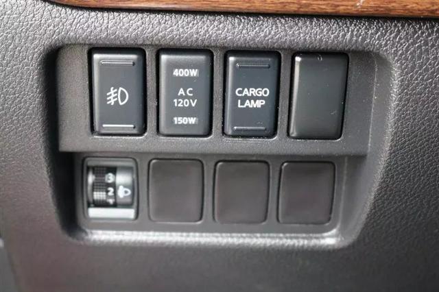 2017 Nissan Titan Platinum Reserve