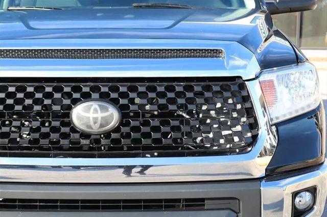 2018 Toyota Tundra SR5 5.7L V8