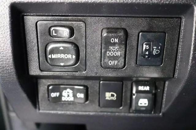 2018 Toyota Tundra SR5 5.7L V8