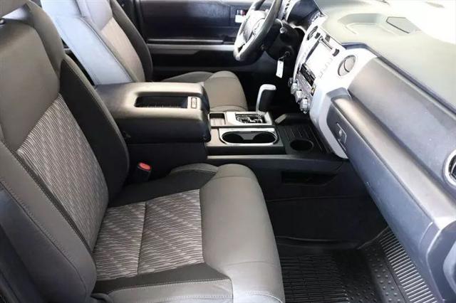 2018 Toyota Tundra SR5 5.7L V8