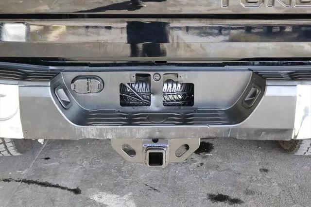2018 Toyota Tundra SR5 5.7L V8