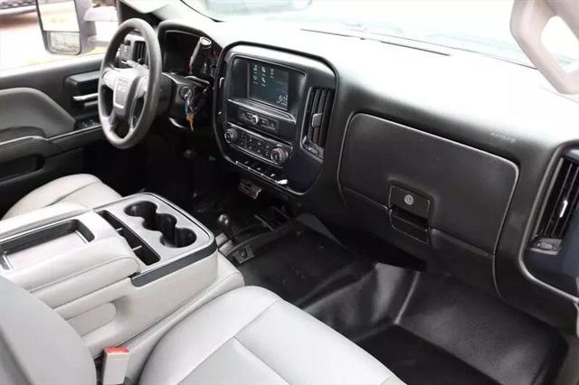 2018 GMC Sierra 2500HD Base