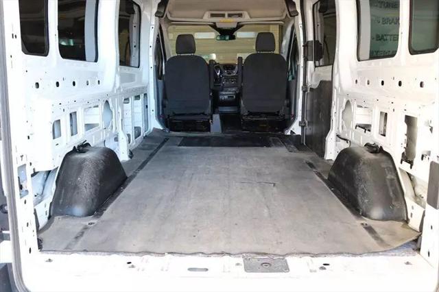 2016 Ford Transit Medium Roof w/Sliding Side Door Van