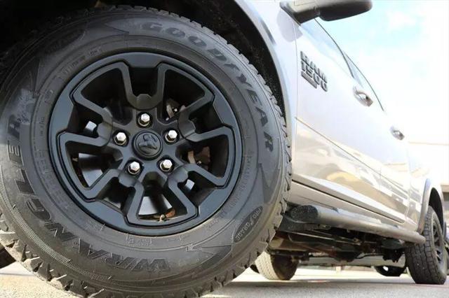 2022 Ram 1500 Classic Warlock Quad Cab 4x4 6'4" Box