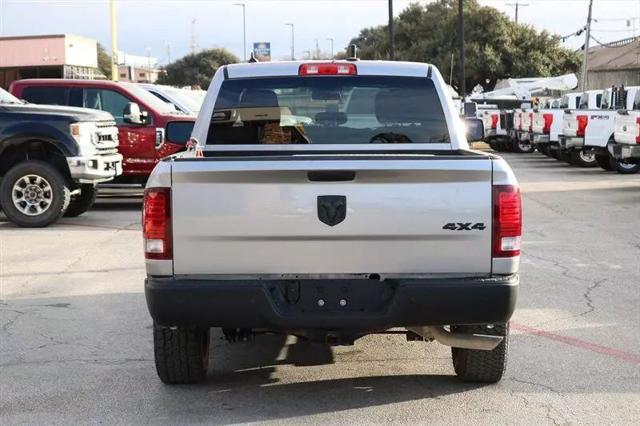 2022 Ram 1500 Classic Warlock Quad Cab 4x4 6'4" Box