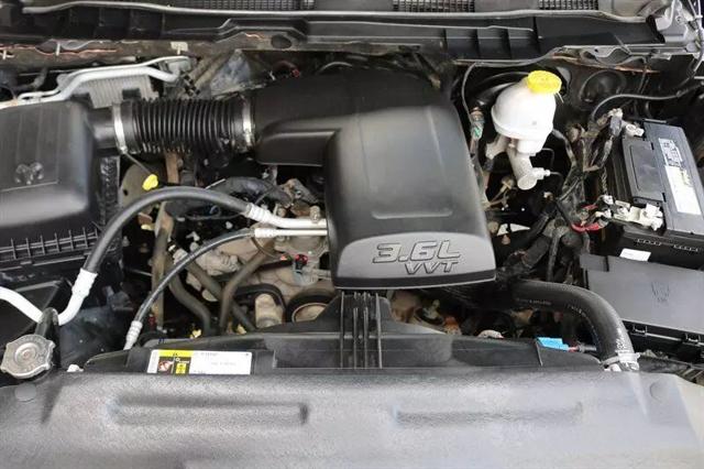 2022 Ram 1500 Classic Warlock Quad Cab 4x4 6'4" Box