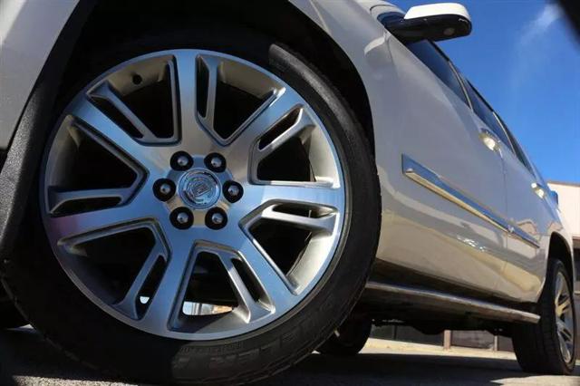 2015 Cadillac Escalade Luxury