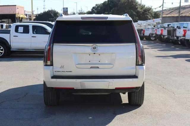 2015 Cadillac Escalade Luxury