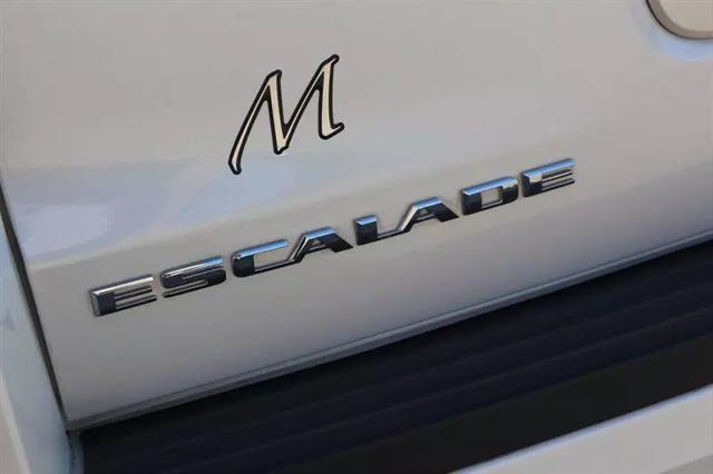 2015 Cadillac Escalade Luxury