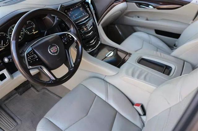 2015 Cadillac Escalade Luxury