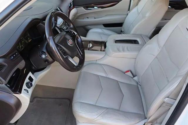 2015 Cadillac Escalade Luxury