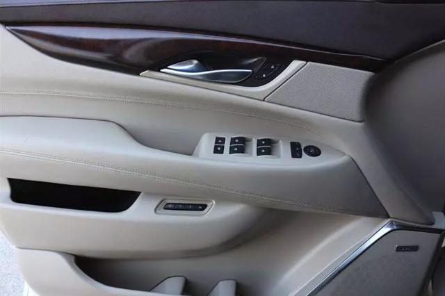 2015 Cadillac Escalade Luxury