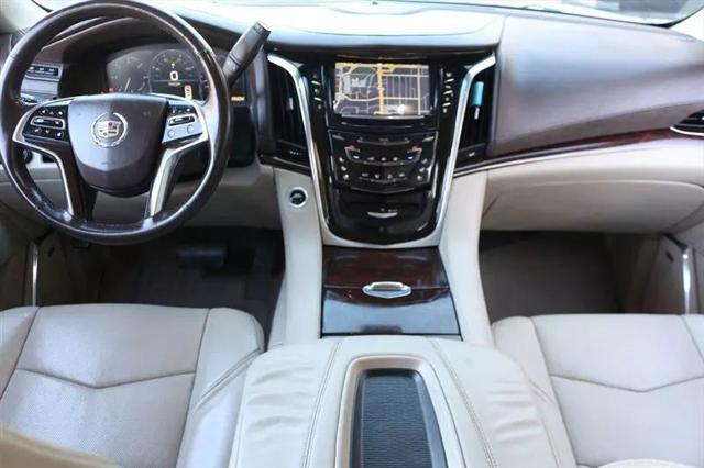 2015 Cadillac Escalade Luxury