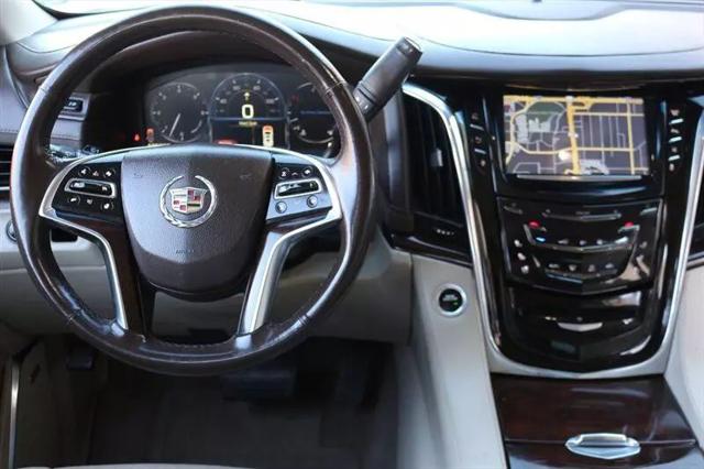 2015 Cadillac Escalade Luxury