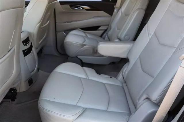 2015 Cadillac Escalade Luxury