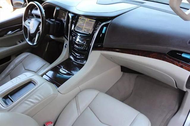 2015 Cadillac Escalade Luxury