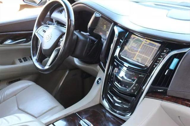 2015 Cadillac Escalade Luxury