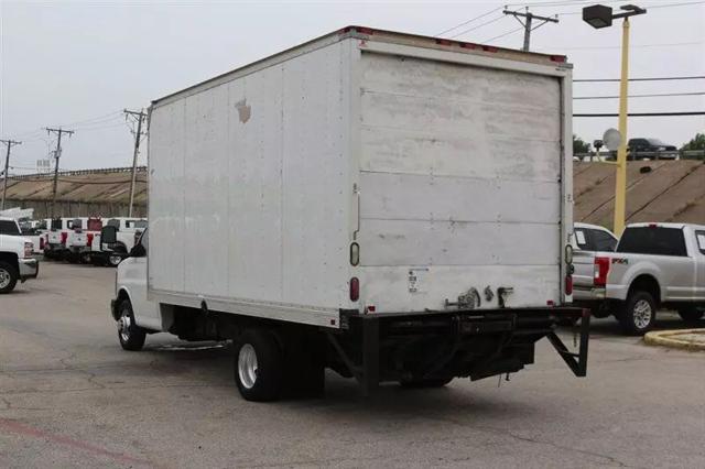 2011 Chevrolet Express Cutaway Work Van