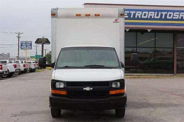 2011 Chevrolet Express Cutaway Work Van