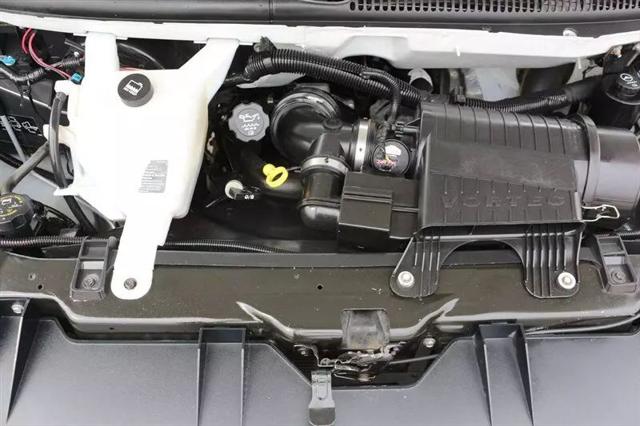 2011 Chevrolet Express Cutaway Work Van
