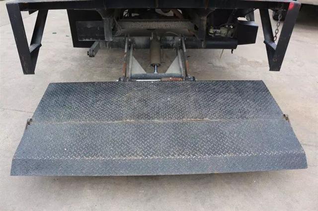2011 Chevrolet Express Cutaway Work Van