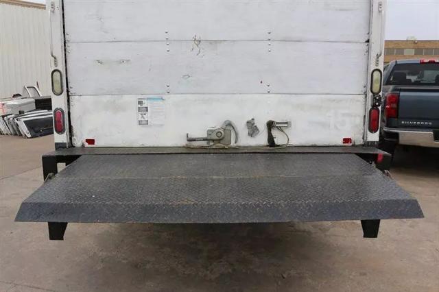 2011 Chevrolet Express Cutaway Work Van