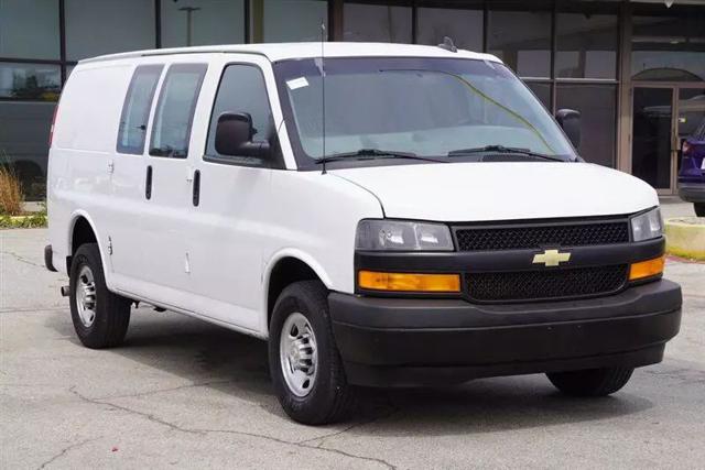 2020 Chevrolet Express Cargo Van RWD 2500 Regular Wheelbase WT