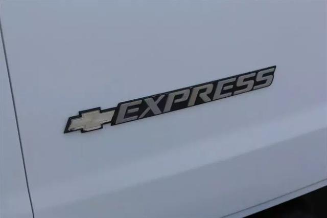 2007 Chevrolet Express Work Van
