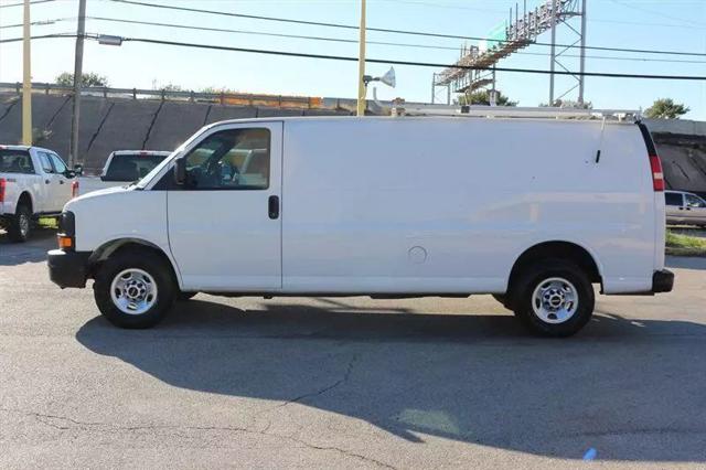 2011 GMC Savana 3500 Work Van
