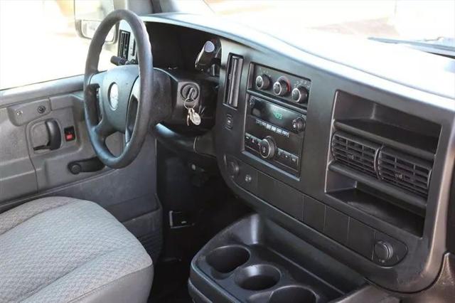 2011 GMC Savana 3500 Work Van