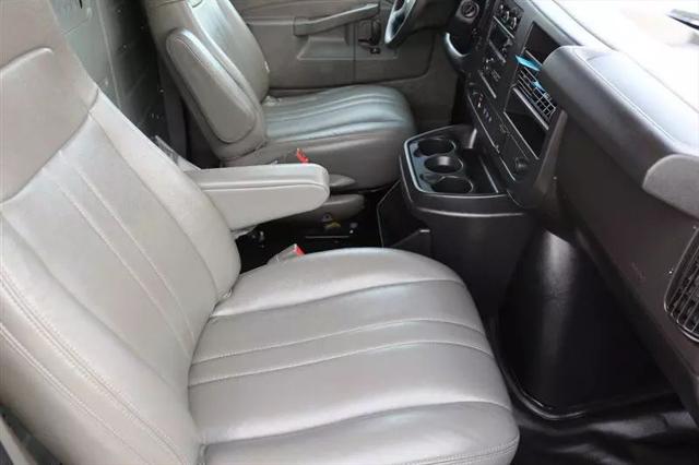 2019 Chevrolet Express Work Van