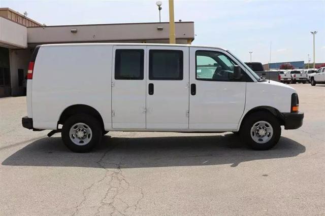 2009 Chevrolet Express Work Van