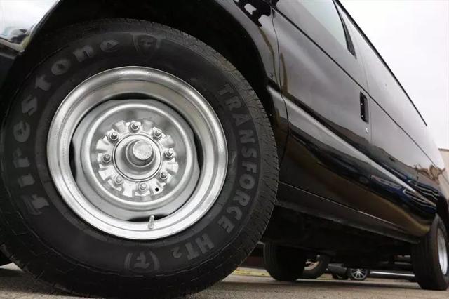 2014 Ford E-150 Commercial
