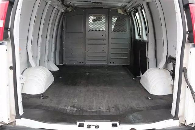 2021 Chevrolet Express Cargo Van RWD 2500 Regular Wheelbase WT