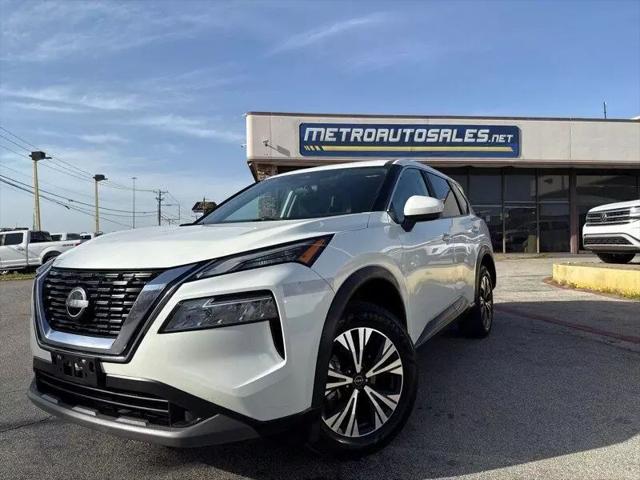 2023 Nissan Rogue SV FWD for sale in Arlington, TX